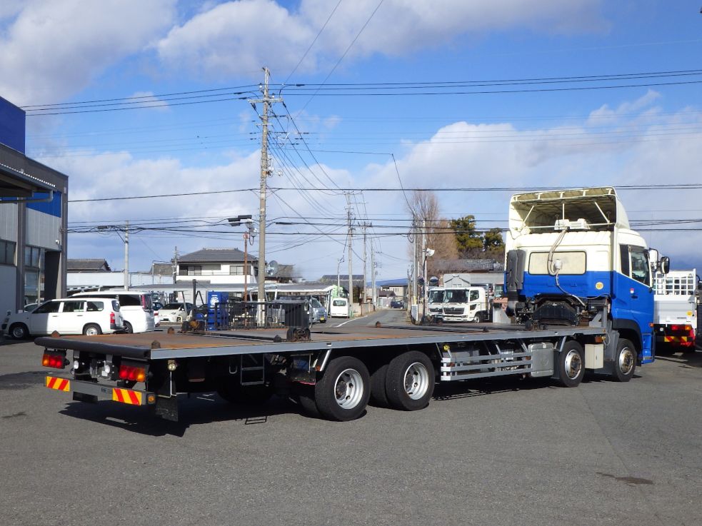 UDトラックス クオン QPG-CG5ZEの写真4