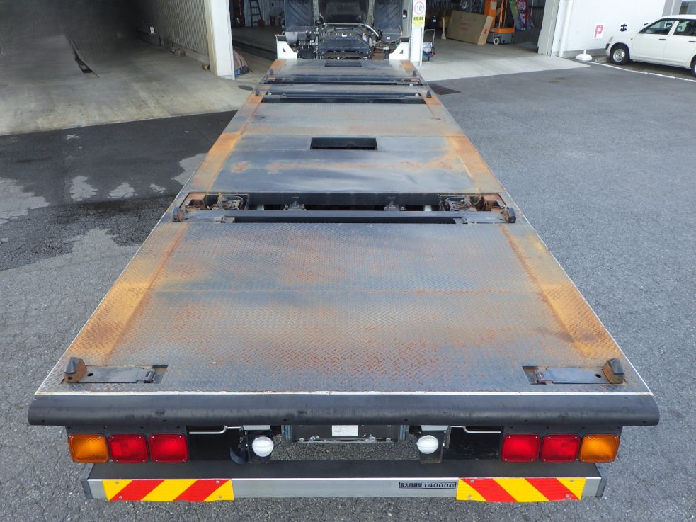 荷台全体の状態です。(後方より)|UDトラックス クオン QPG-CG5ZEの写真8