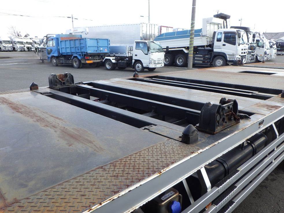 緊締装置の状態です。(前側)|UDトラックス クオン QPG-CG5ZEの写真10