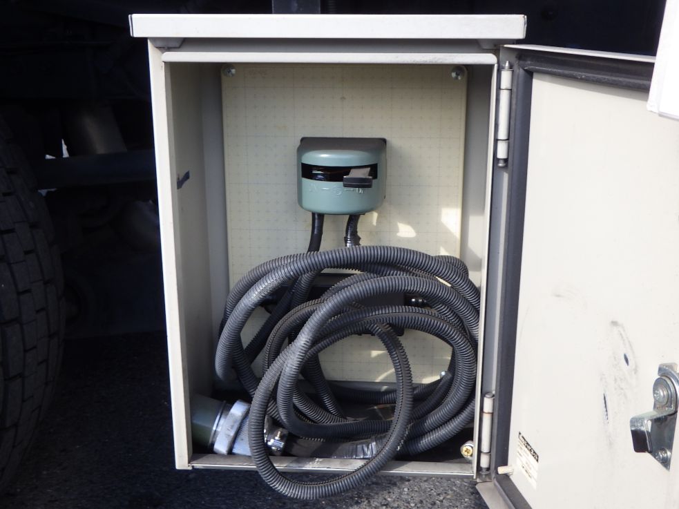 コンセント付きです。|UDトラックス クオン QPG-CG5ZEの写真14