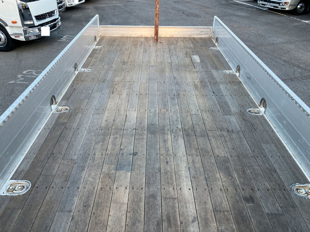 いすゞ フォワード LPG-FTR90S2の写真9