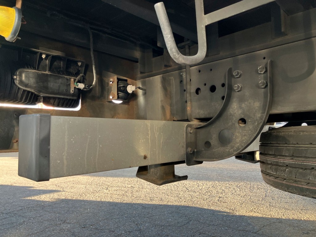 いすゞ フォワード LPG-FTR90S2の写真16