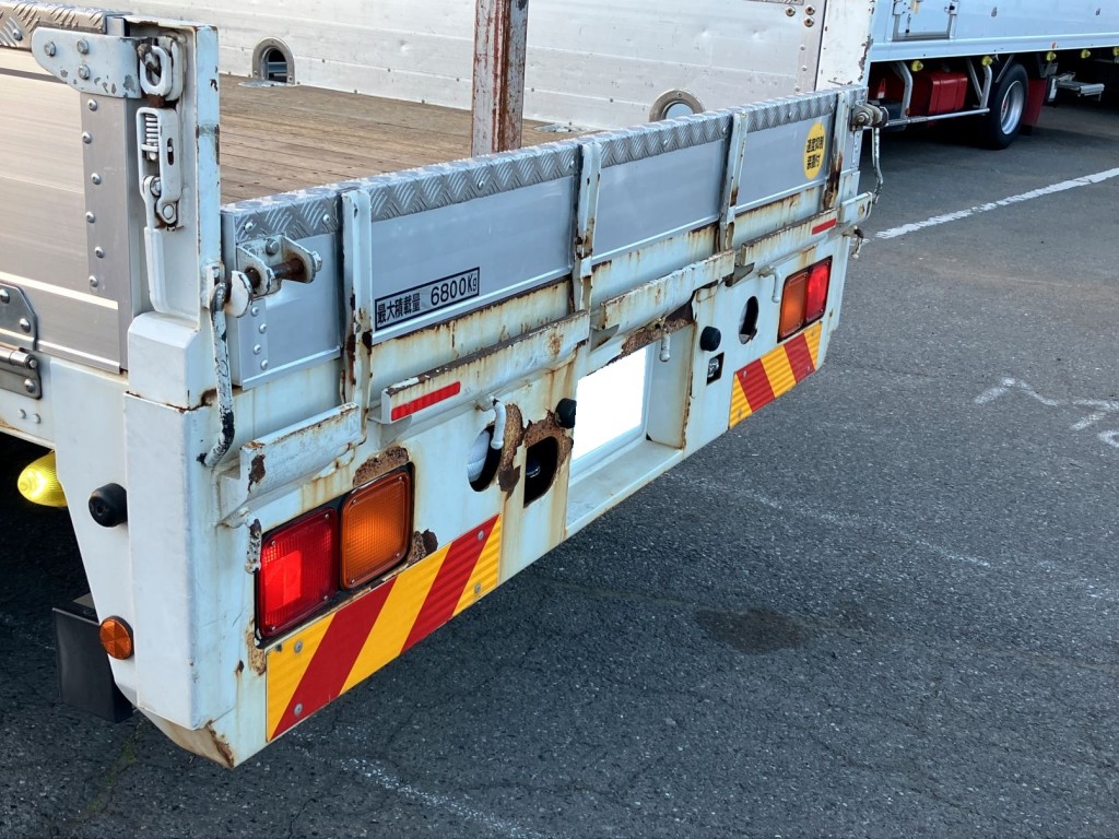 いすゞ フォワード LPG-FTR90S2の写真17