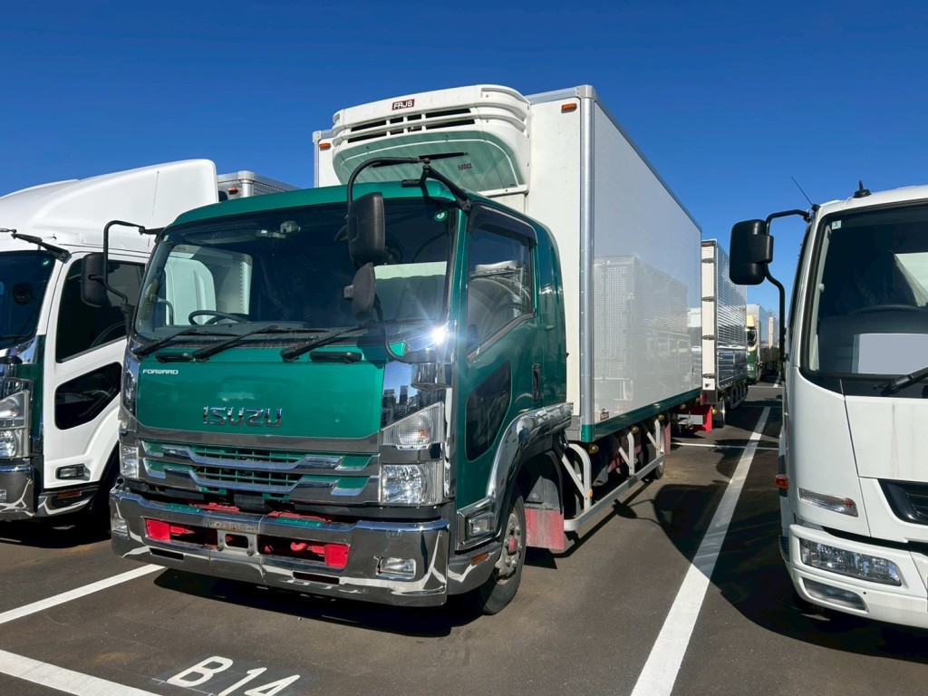 いすゞ フォワード 2PG-FRR90T2(2WD)の写真1