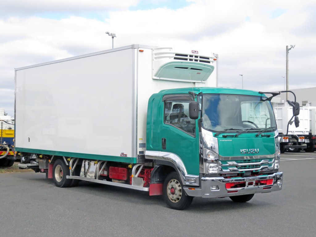 いすゞ フォワード 2PG-FRR90T2(2WD)の写真2