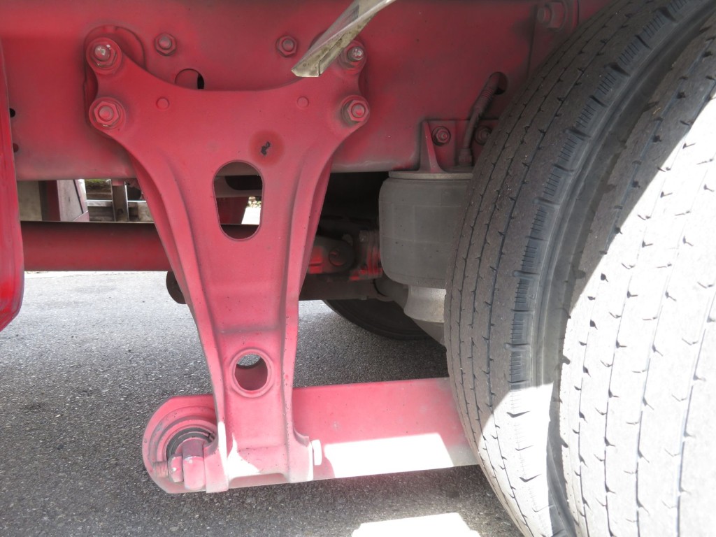 いすゞ フォワード 2PG-FRR90T2(2WD)の写真5