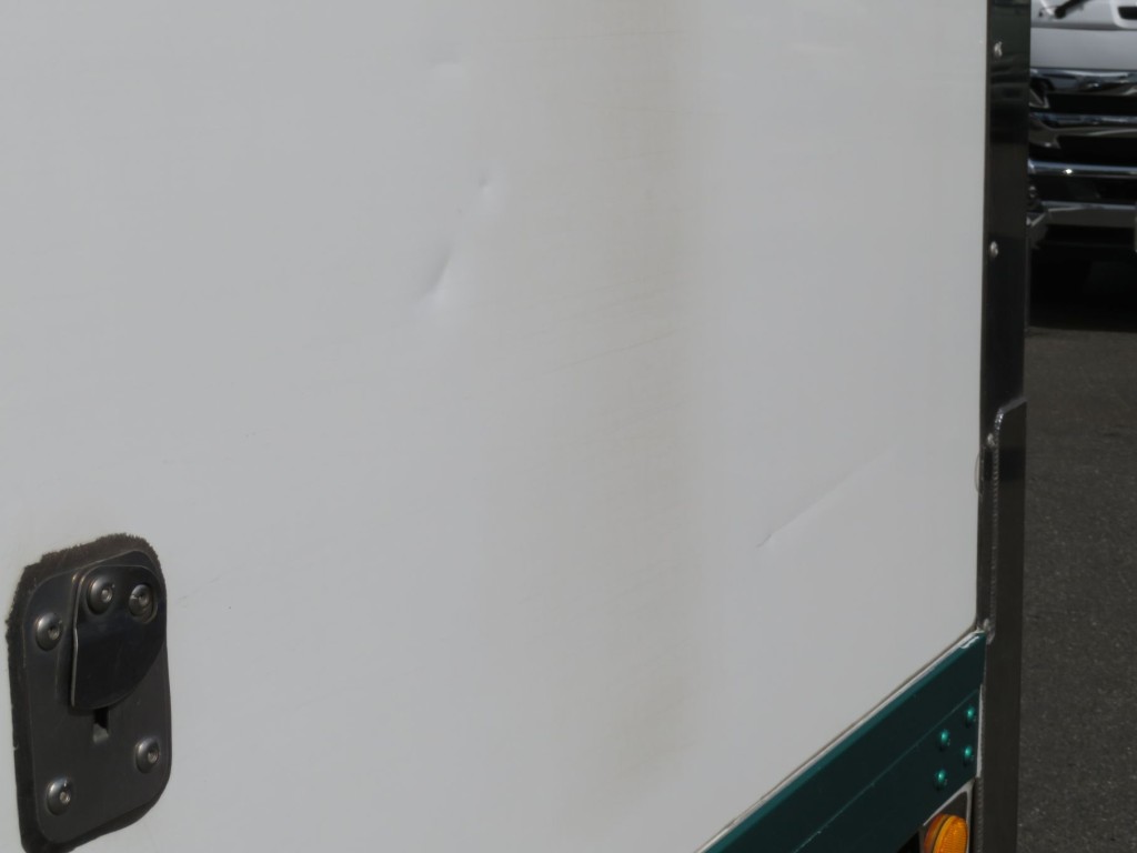 いすゞ フォワード 2PG-FRR90T2(2WD)の写真17