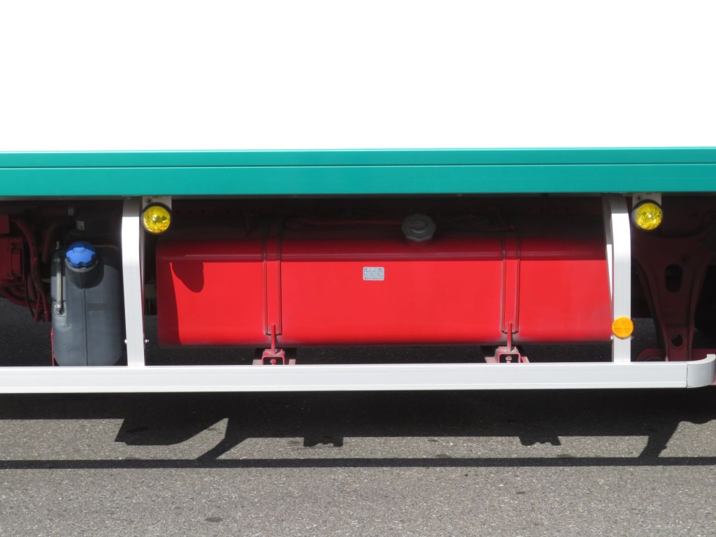 いすゞ フォワード 2PG-FRR90T2(2WD)の写真18