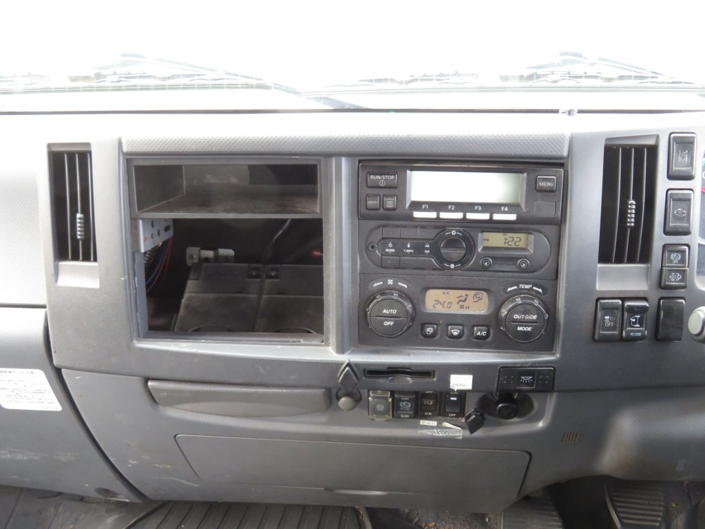 いすゞ フォワード 2PG-FRR90T2(2WD)の写真29