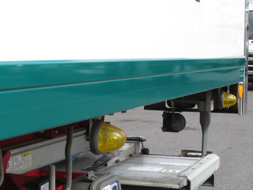 いすゞ フォワード 2PG-FRR90T2(2WD)の写真37