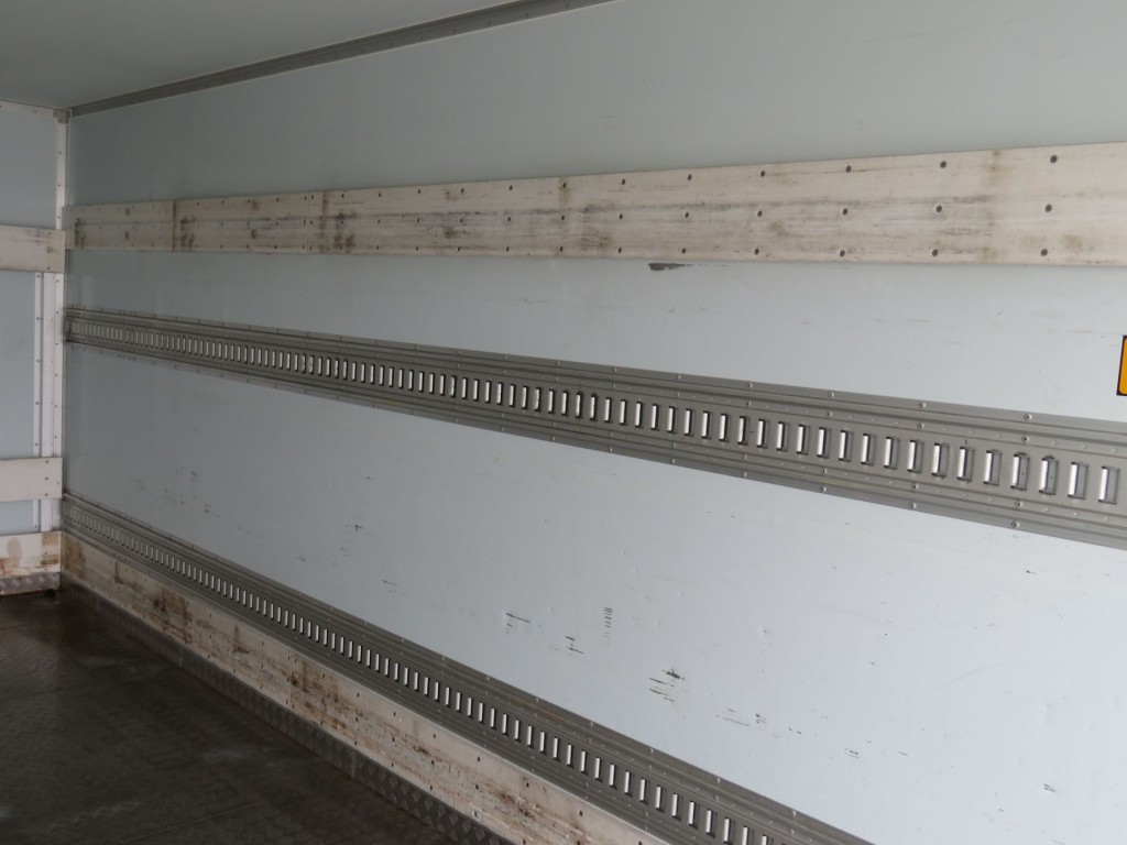 いすゞ フォワード 2PG-FRR90T2(2WD)の写真39