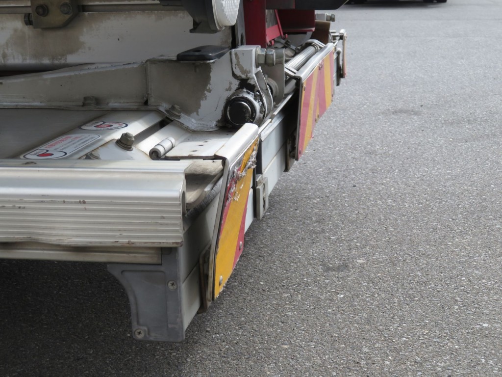 いすゞ フォワード 2PG-FRR90T2(2WD)の写真41