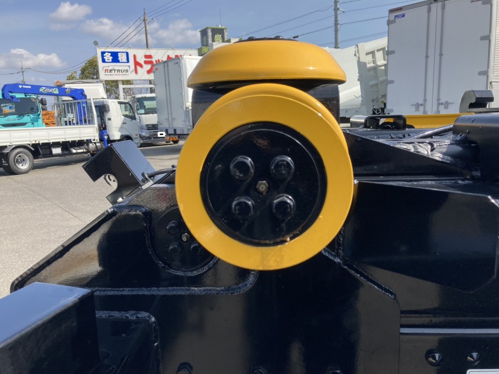 リアローラーの状態です。|三菱 スーパーグレート 2PG-FV80VYの写真8