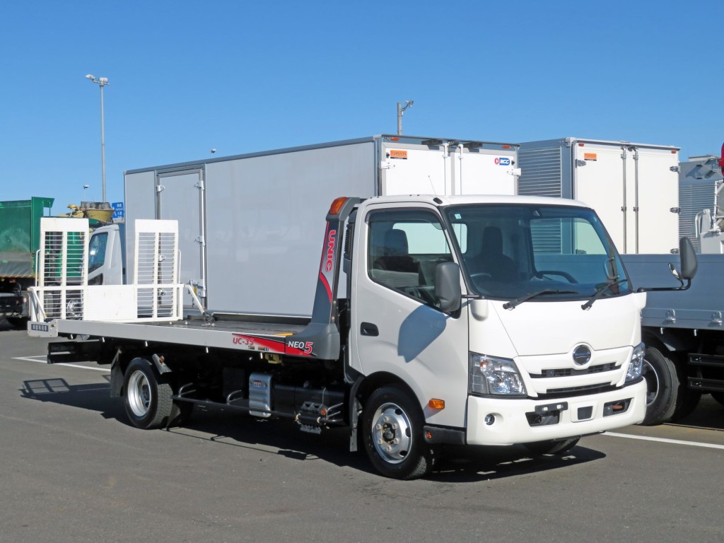 日野 デュトロ 2RG-XZU722M(2WD)の写真2