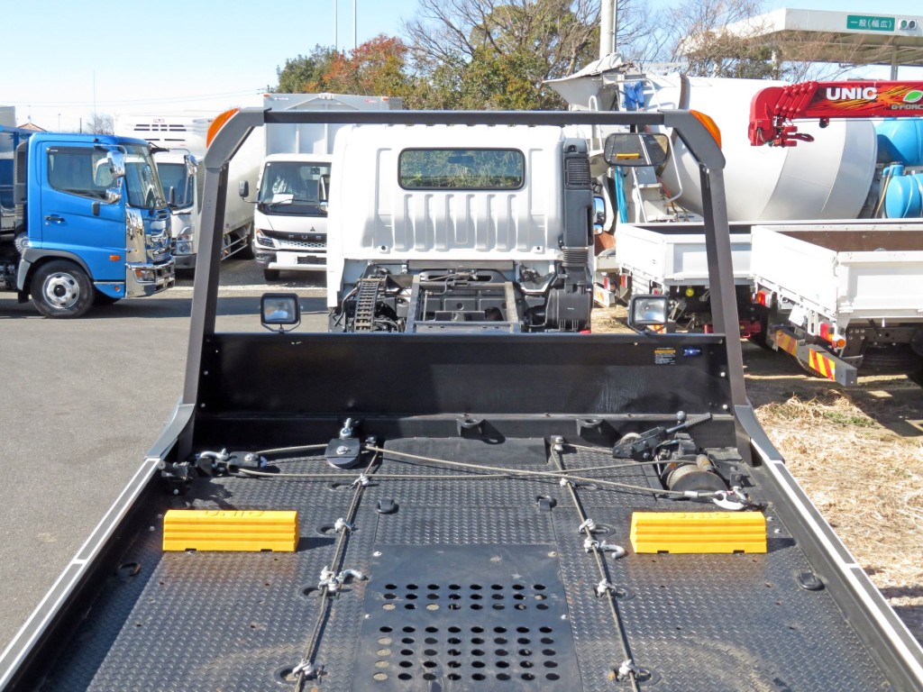 ウインチ付きです。|日野 デュトロ 2RG-XZU722M(2WD)の写真8