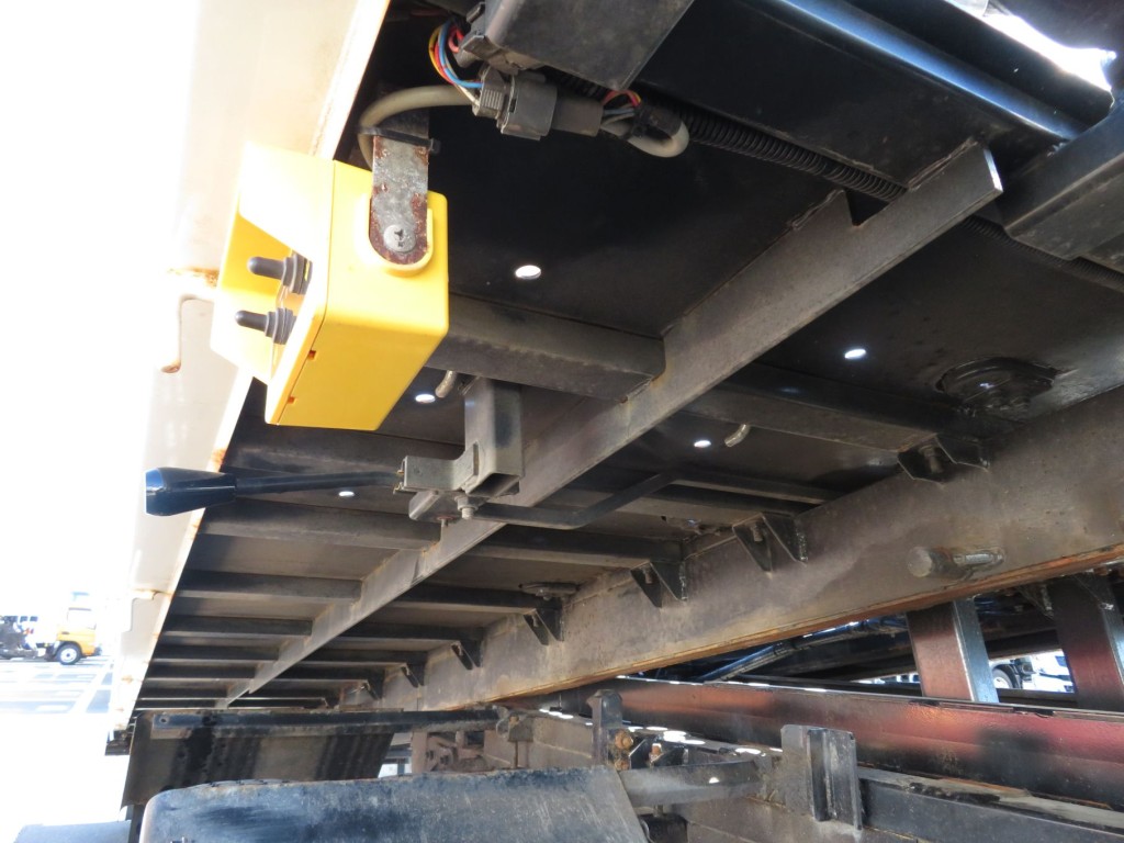 床裏面の状態です。|日野 デュトロ 2RG-XZU722M(2WD)の写真10