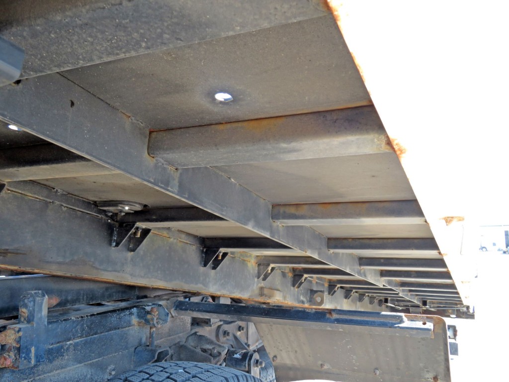 床裏面の状態です。|日野 デュトロ 2RG-XZU722M(2WD)の写真11