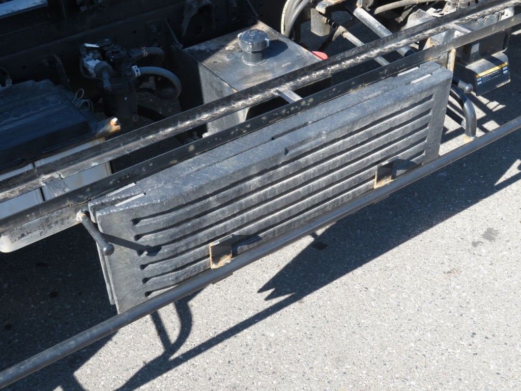 補助道板付きです。|日野 デュトロ 2RG-XZU722M(2WD)の写真15