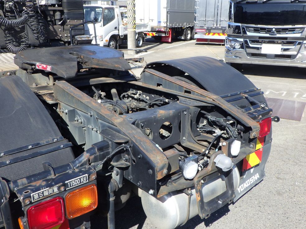 シャーシの状態です。|三菱 スーパーグレート QPG-FP64VDRの写真7