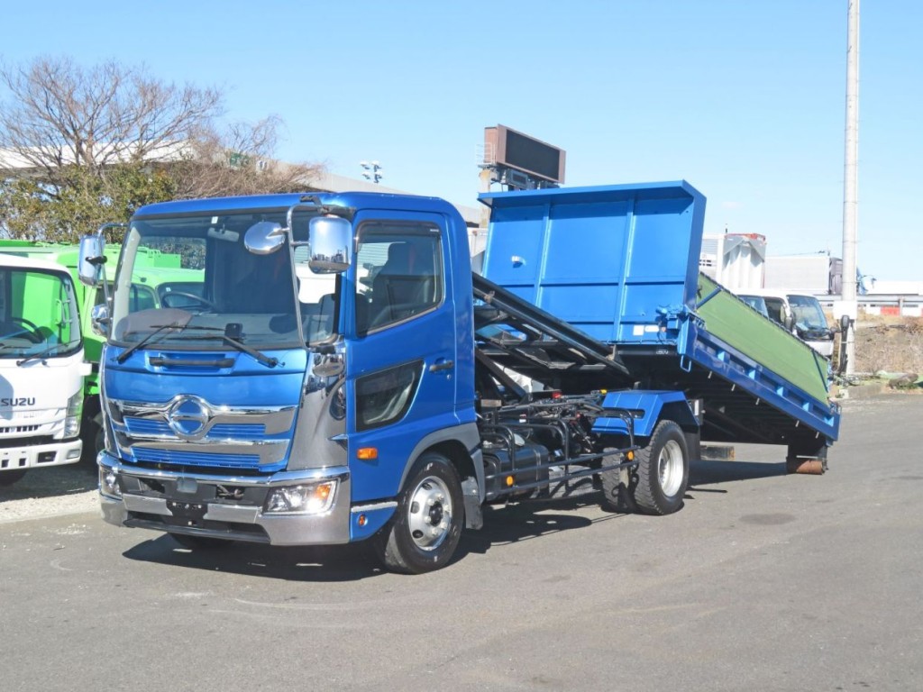 日野 レンジャー 2KG-FC2ABA(2WD)の写真1