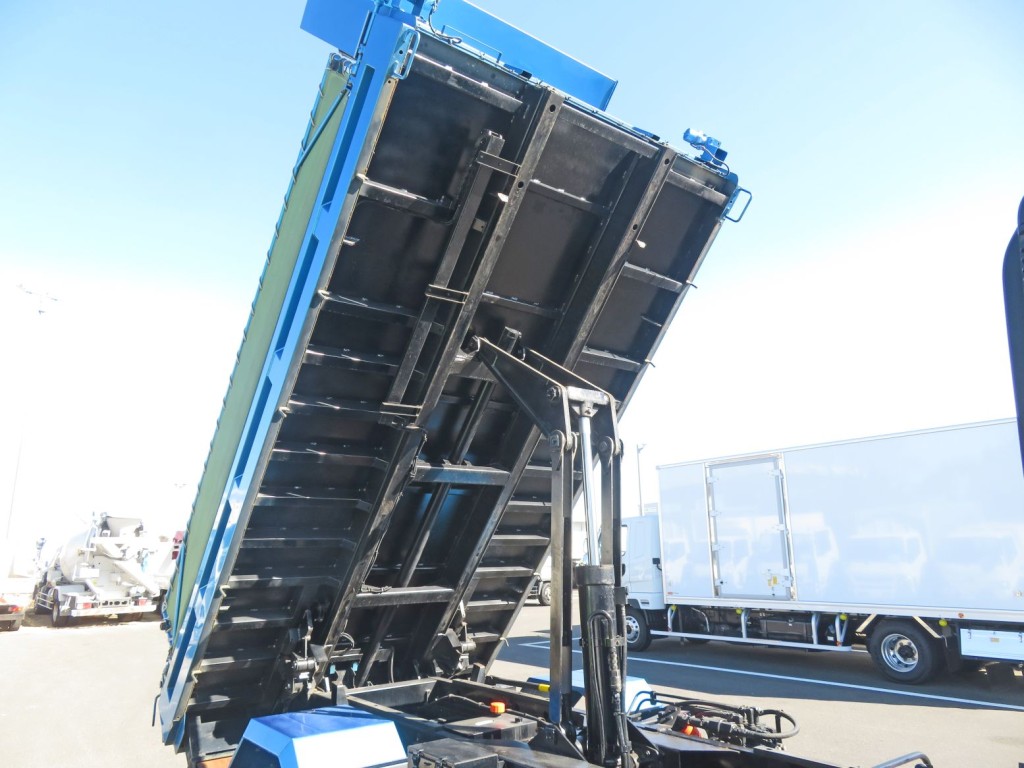 日野 レンジャー 2KG-FC2ABA(2WD)の写真11