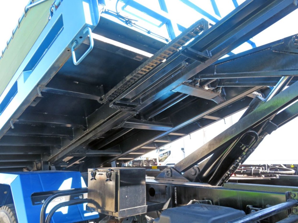 日野 レンジャー 2KG-FC2ABA(2WD)の写真17