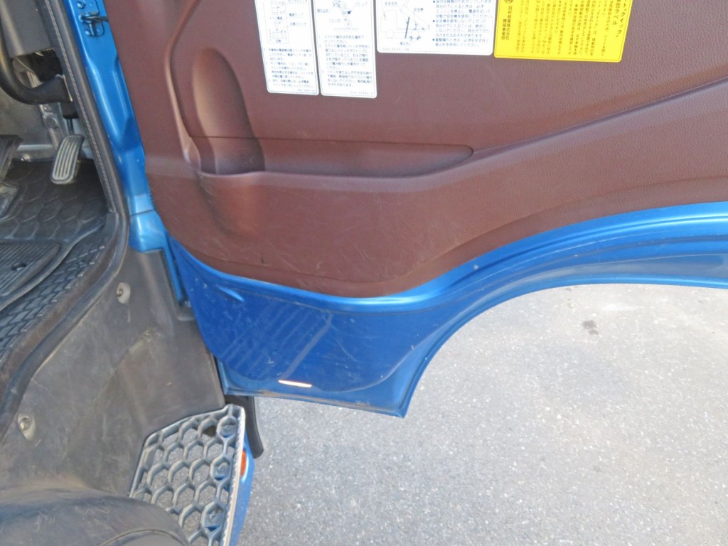 日野 レンジャー 2KG-FC2ABA(2WD)の写真40