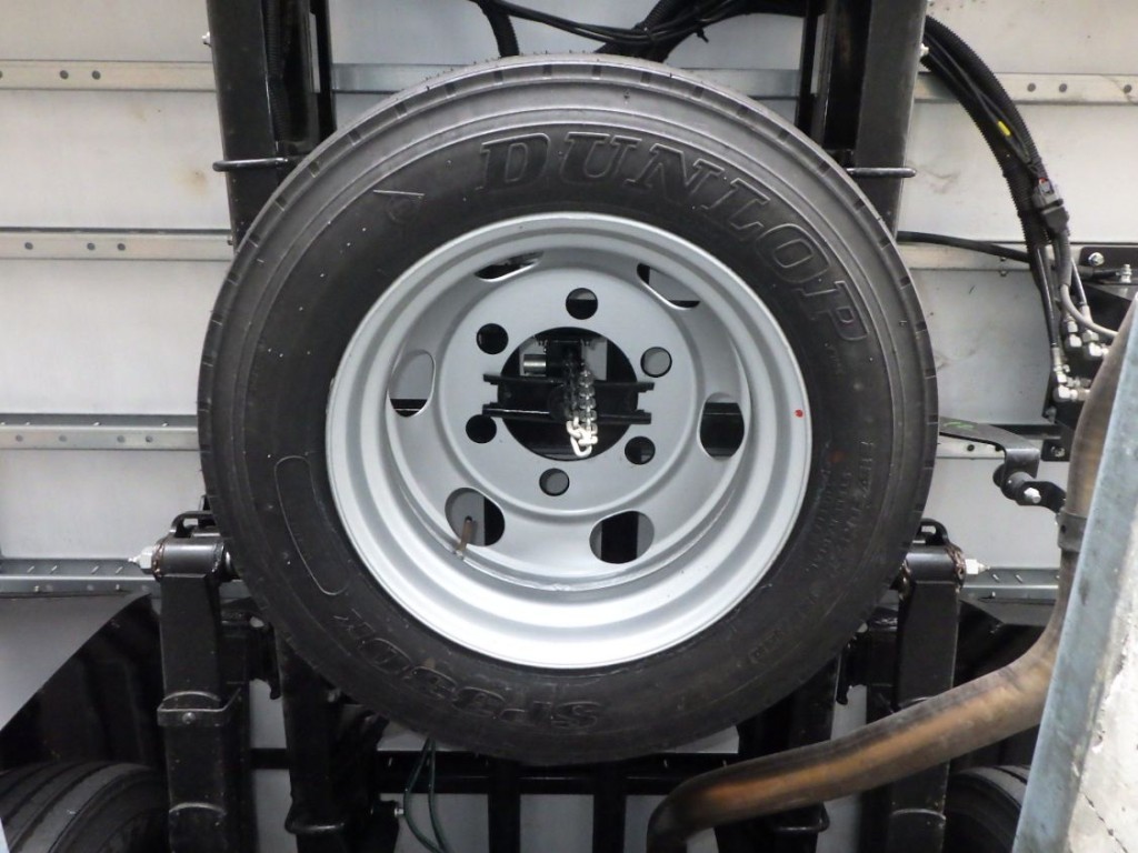 三菱 キャンター 2PG-FEB80(2WD)の写真17