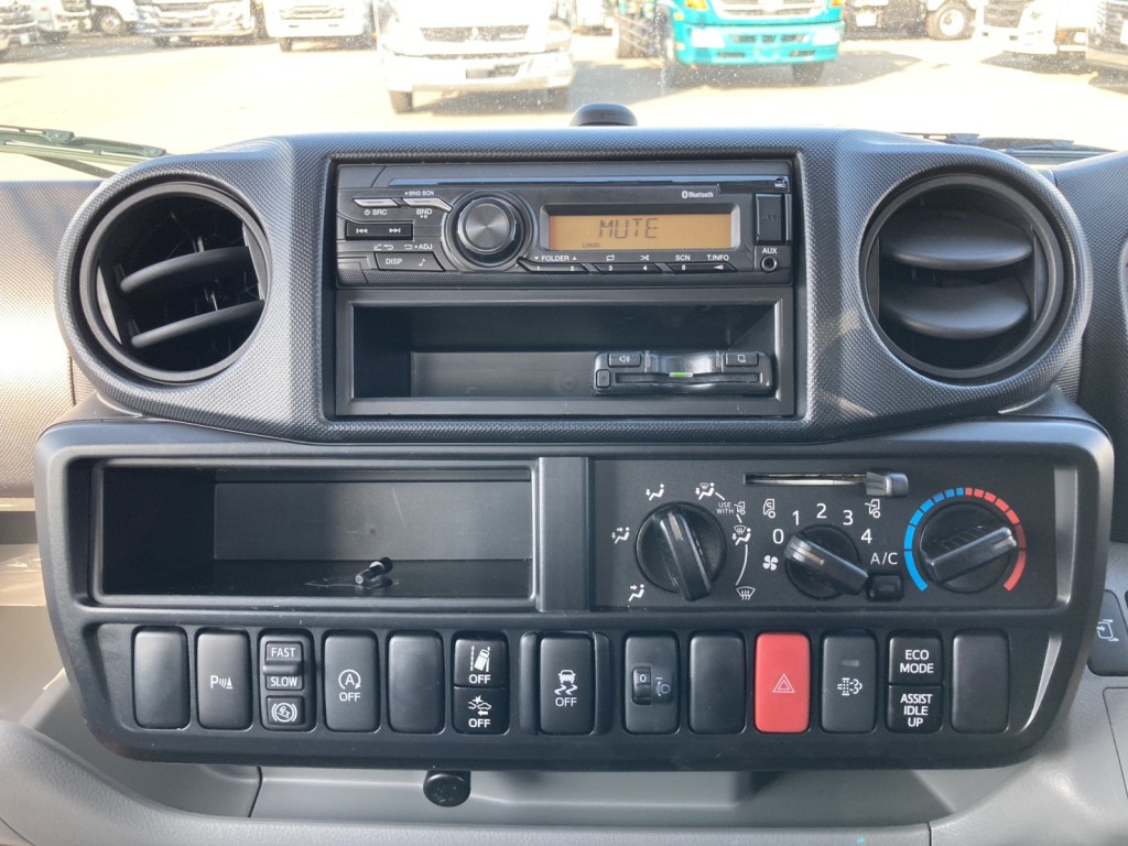 日野 デュトロ 2KG-XZC605M(2WD)の写真21