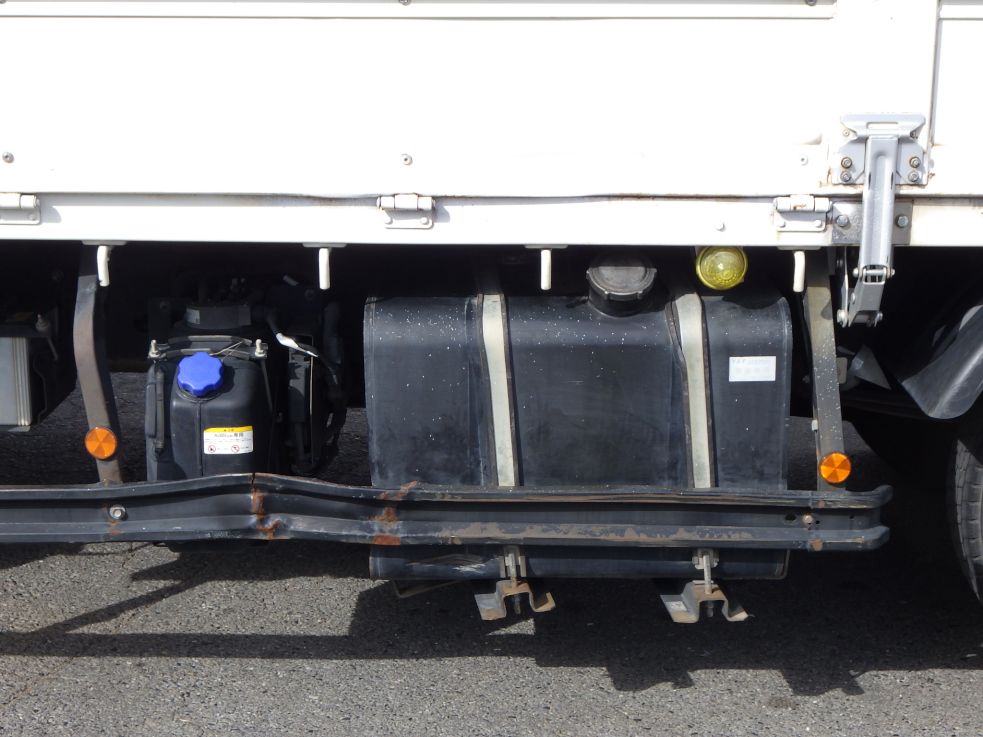 燃料タンクは２００Lです。|日野 レンジャー 2KG-FD2ABA(2WD)の写真13