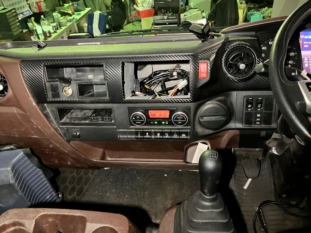 日野 レンジャー 2KG-FD2ABA(2WD)の写真15