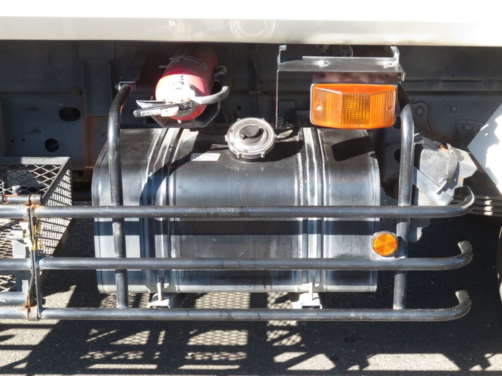 燃料タンクは100Lです。|日野 レンジャー TKG-GC7JEAAの写真20