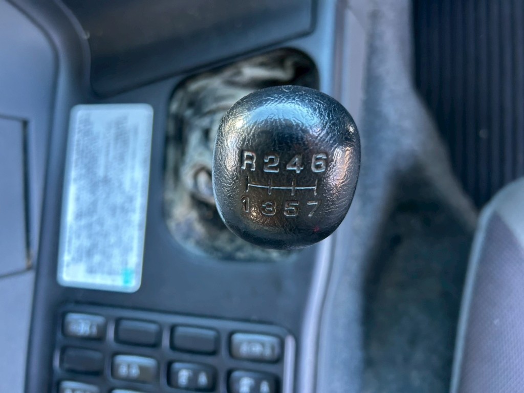 三菱 スーパーグレート QKG-FY50VYの写真7