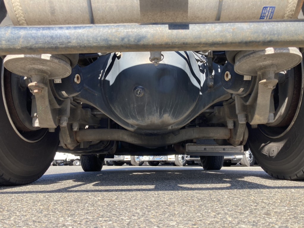 下回りの状態です。|いすゞ ギガ QKG-EXD52BDの写真7