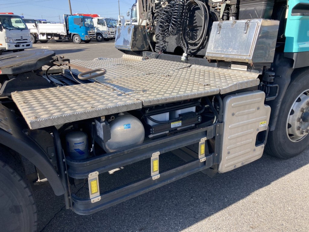 いすゞ ギガ QKG-EXD52BDの写真23