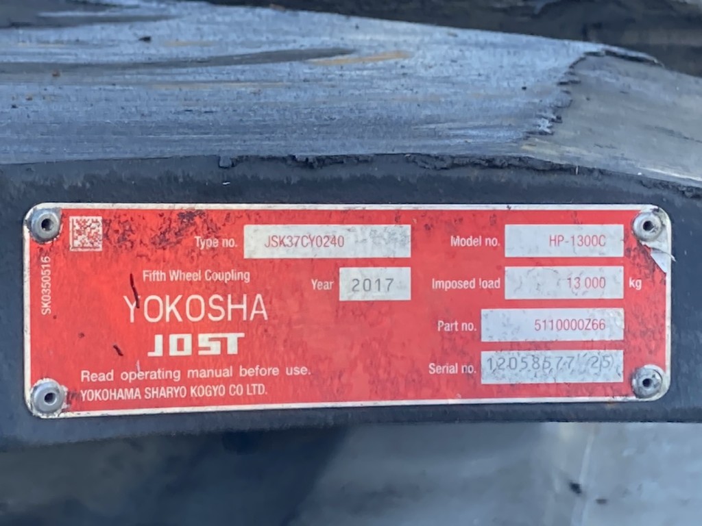 カプラーコーションです。|いすゞ ギガ QKG-EXD52BDの写真28