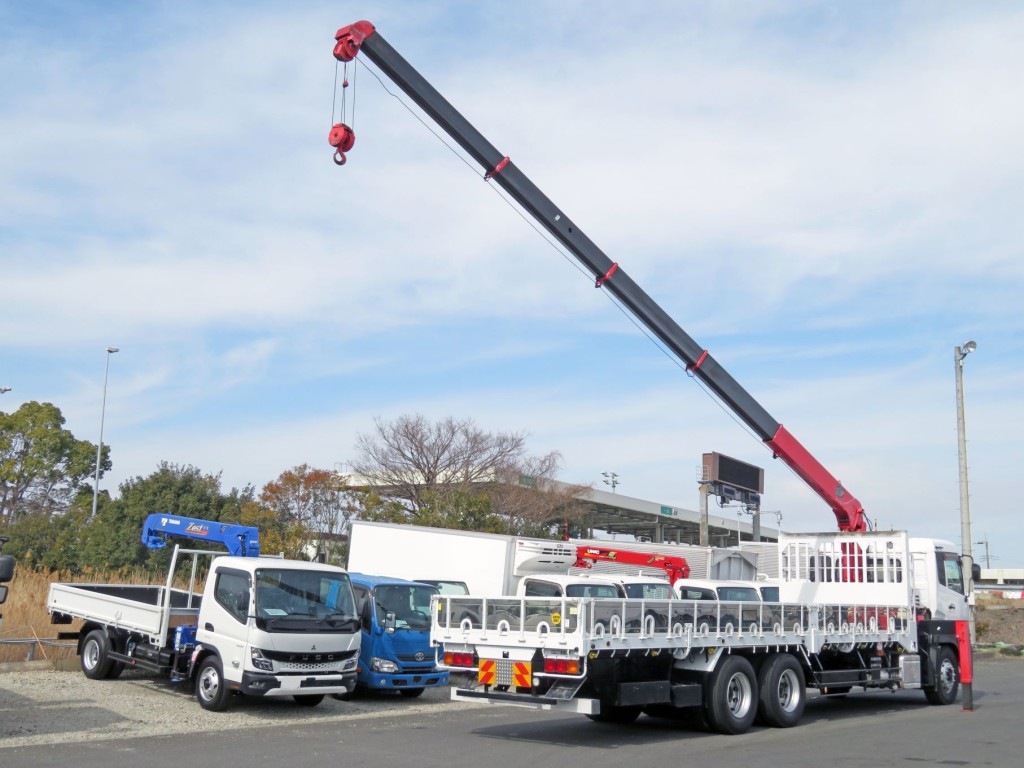 UDトラックス クオン QKG-CD5ZAの写真4