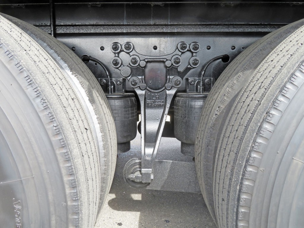 エアサスです。|UDトラックス クオン QKG-CD5ZAの写真5