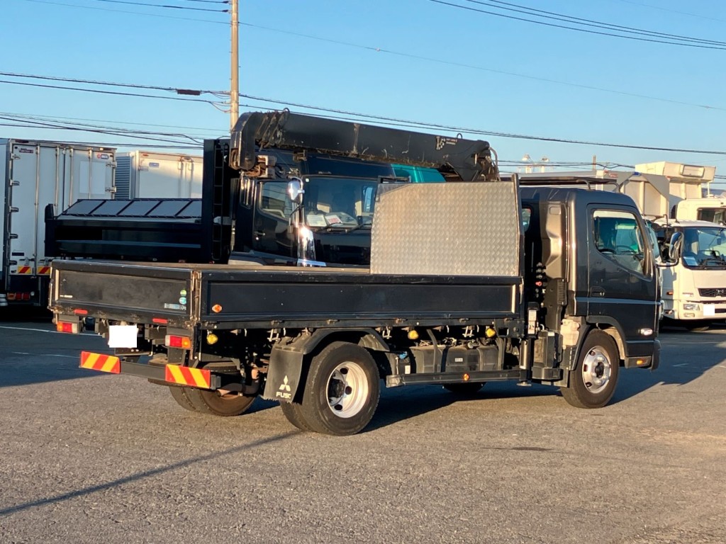 三菱 キャンター 2PG-FEB90(2WD)の写真4