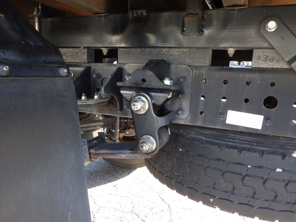 三菱 キャンター 2PG-FEB90(2WD)の写真5