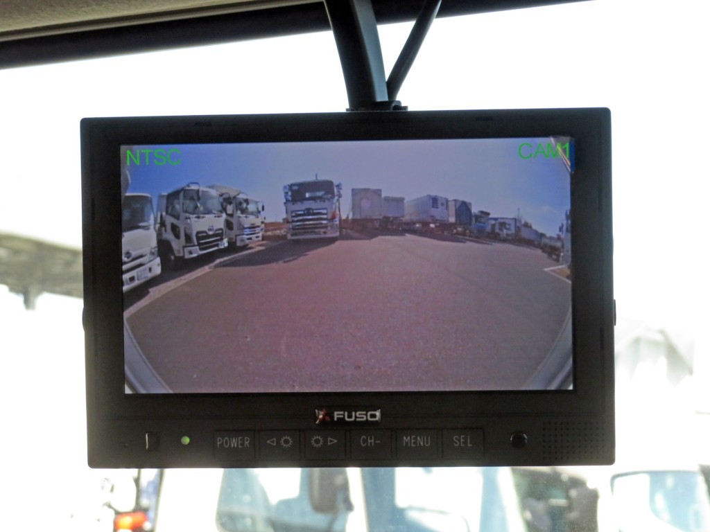 液晶バックモニター付きです。|三菱 スーパーグレート 2PG-FS80VZの写真28