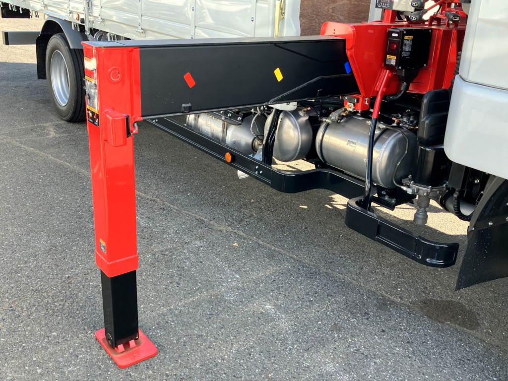 三菱 ファイター 2KG-FK62F(2WD)の写真7