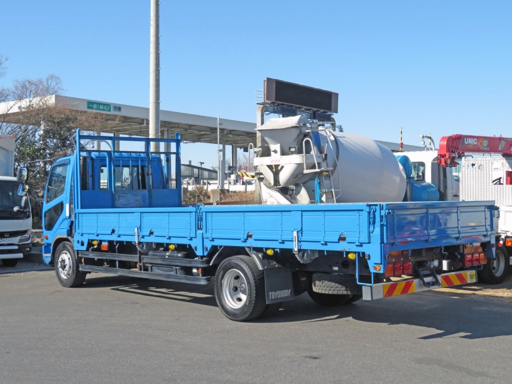 三菱 ファイター 2KG-FK72FZの写真3