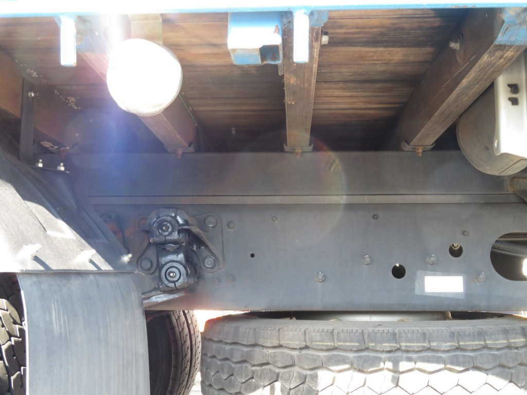 シャーシとネタの状態です。|三菱 ファイター 2KG-FK72FZの写真5