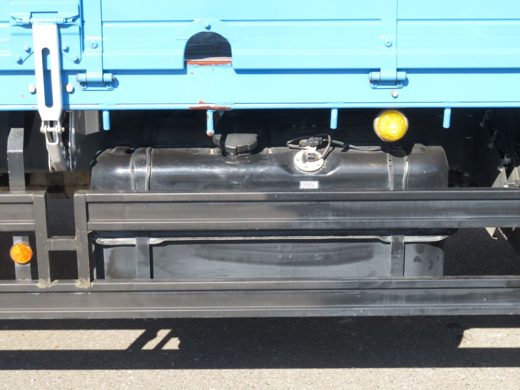 燃料タンクは200Lです。|三菱 ファイター 2KG-FK72FZの写真23