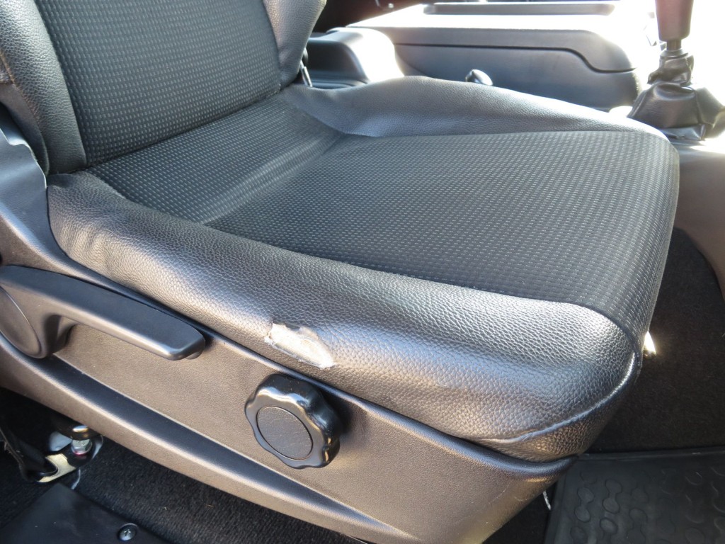 運転席座面の状態です。|三菱 ファイター 2KG-FK72FZの写真30