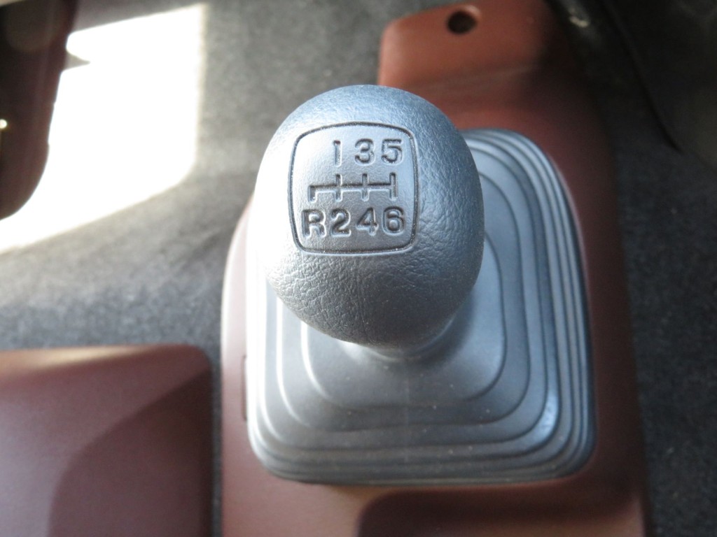 日野 レンジャー 2KG-FD2ABG(2WD)の写真23