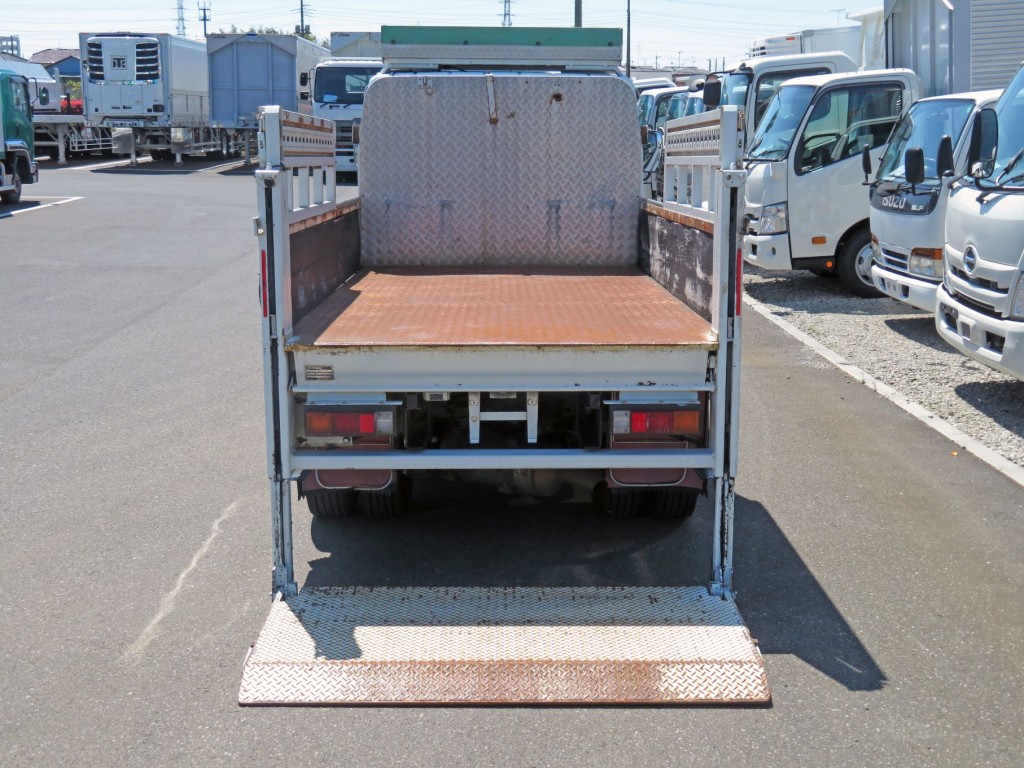 三菱 キャンター TKG-FBA50(2WD)の写真8