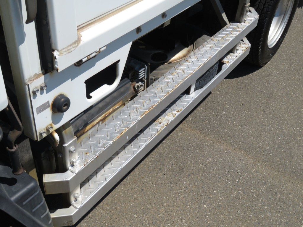 三菱 キャンター TKG-FBA50(2WD)の写真18