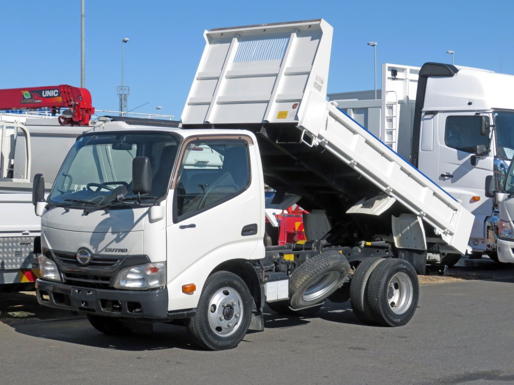 日野 デュトロ TKG-XZC630T(2WD)の写真1